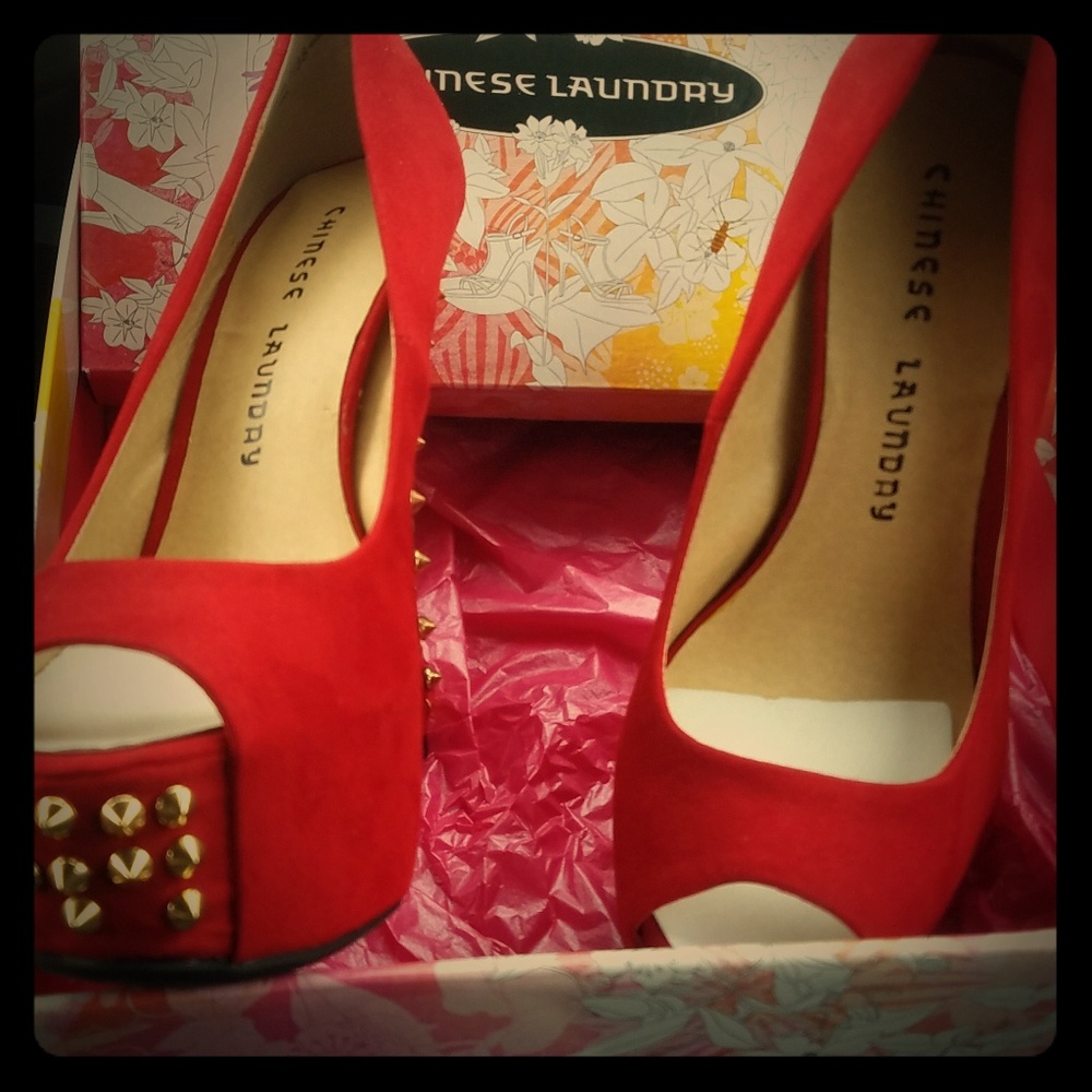 Touchdown gold studded heels by Chinese Laundry